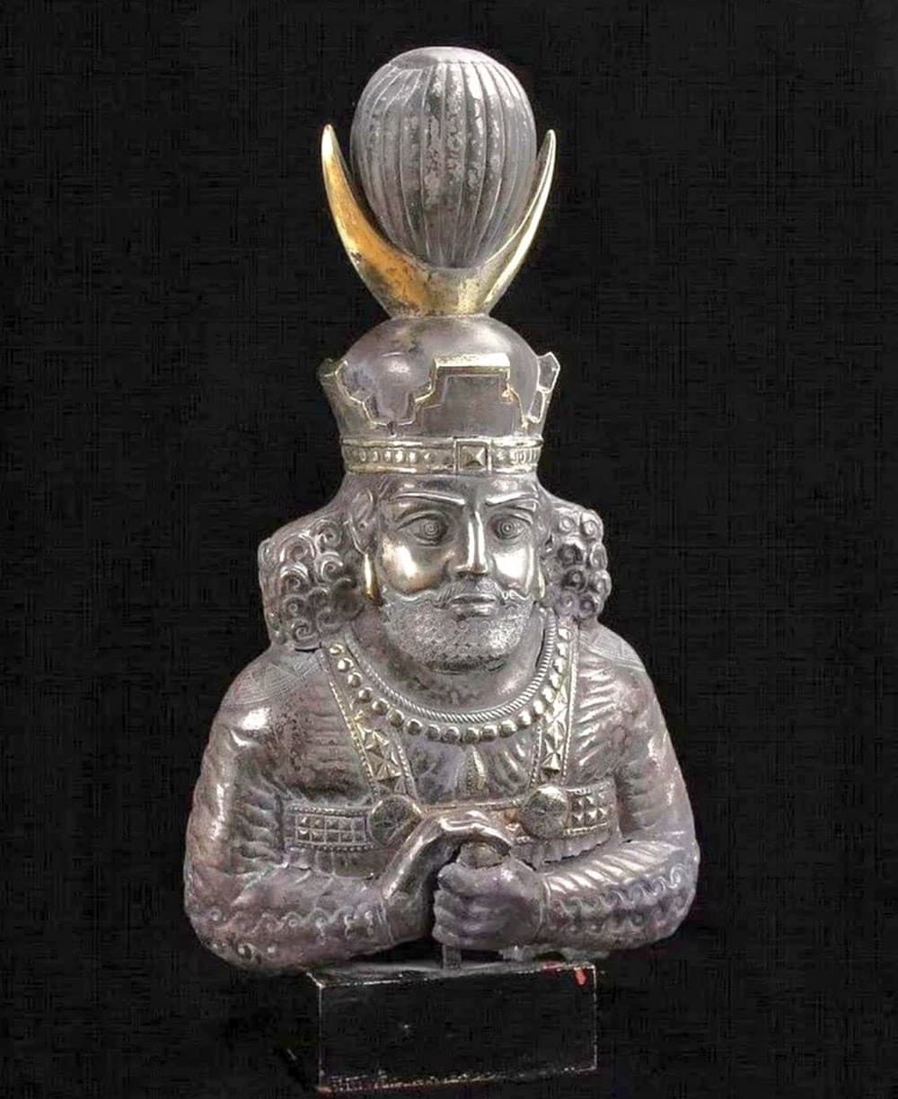 تندیس نقره‌ای شاپور دوم