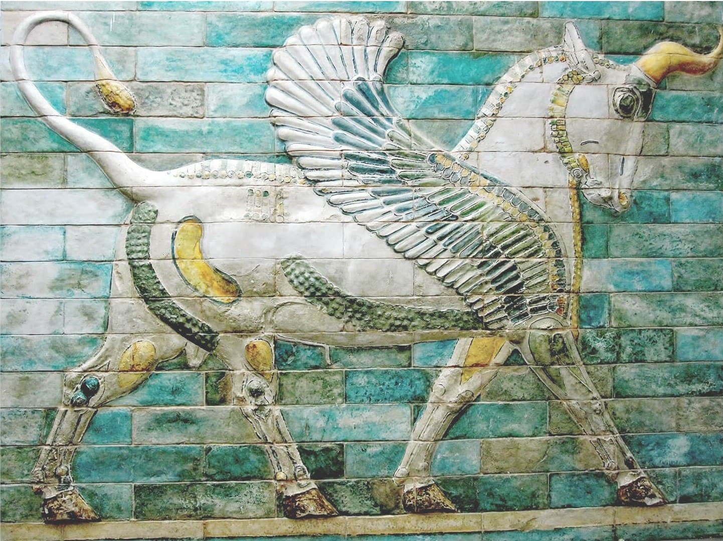 دیوارنگاره گاو بالدار هخامنشی