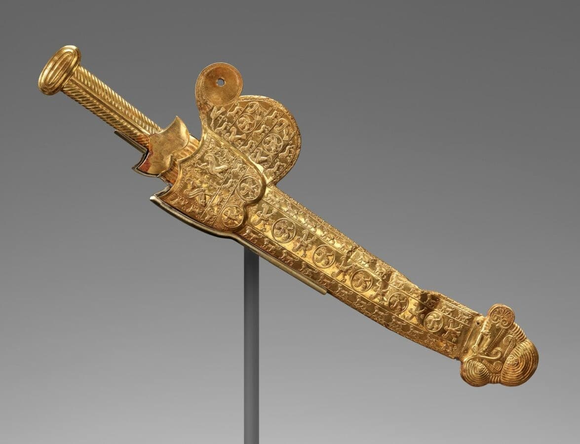 خنجر آکیناکه هخامنشی